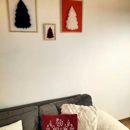 度假居 Dom Przy Szlaku 瓦姆比耶尔兹采