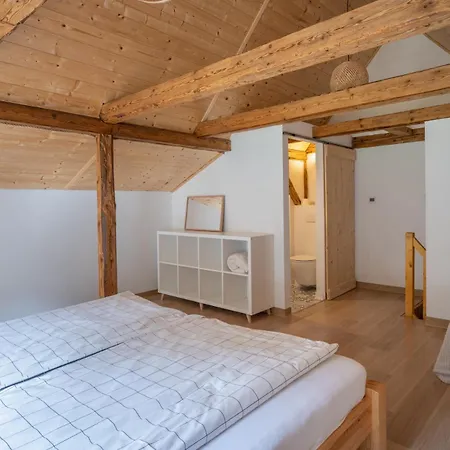 Dom Przy Szlaku 度假居 *